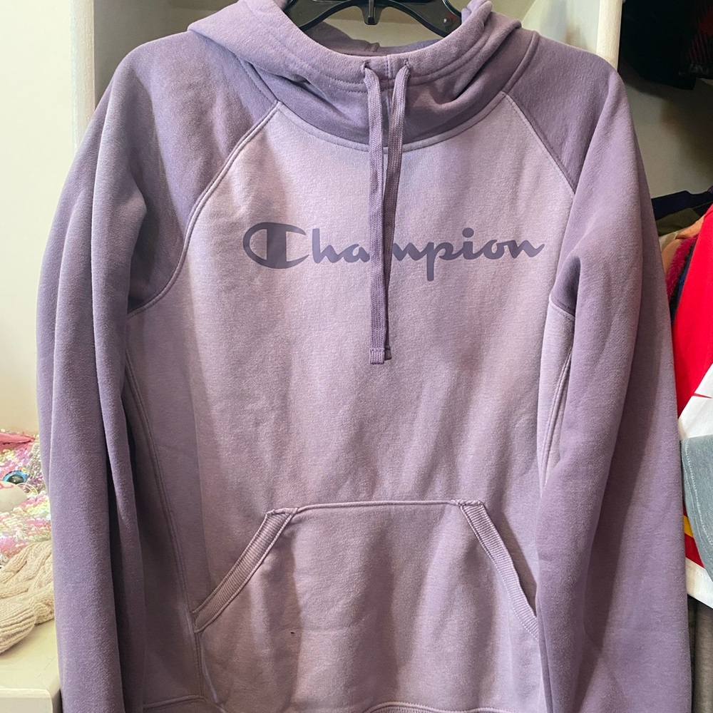Champion Sweatshirt